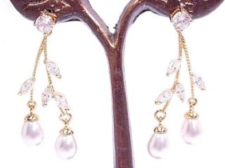 �L���[�r�b�N�W���R�j�A�ƃ}�W�����J�E�p�[���̃s�A�X