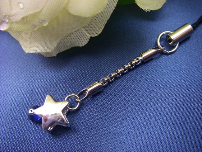 �L���[�r�b�N�W���R�j�A�̌g�уX�g���b�v�@-��-