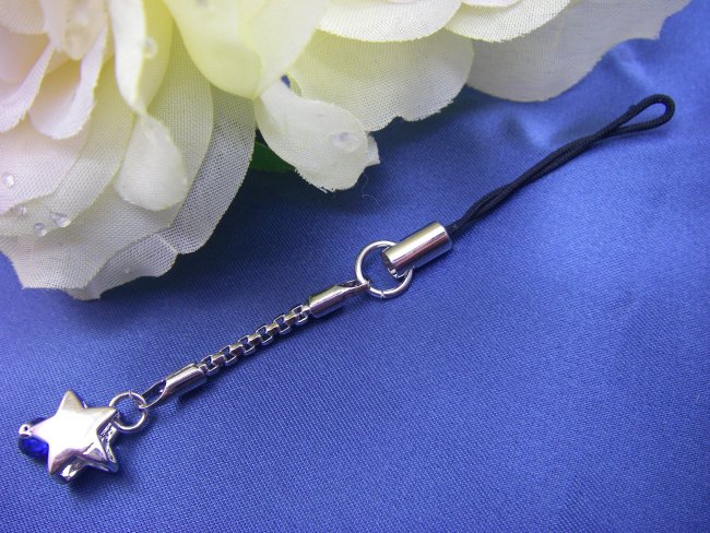 �L���[�r�b�N�W���R�j�A�̌g�уX�g���b�v�@-��-