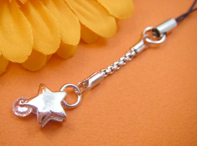 �L���[�r�b�N�W���R�j�A�̌g�уX�g���b�v�@-��-