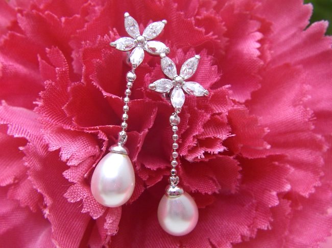 �L���[�r�b�N�W���R�j�A�ƃ}�W�����J�E�p�[���̃C�������O