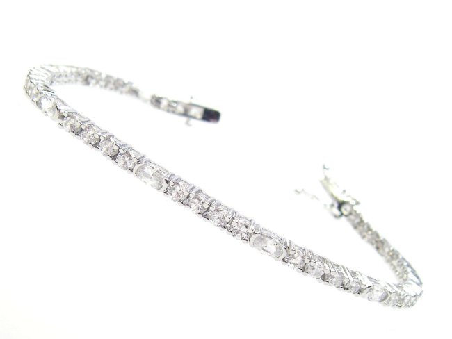 �L���[�r�b�N�W���R�j�A�@�e�j�X�u���X���b�g