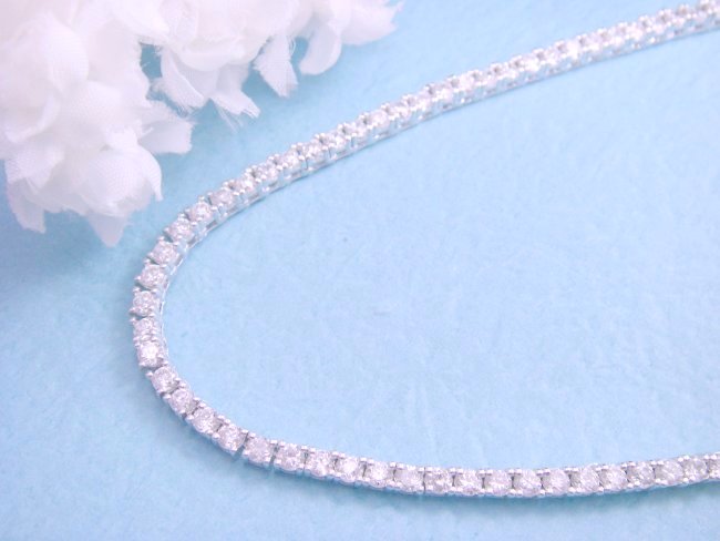 テニスネックレス