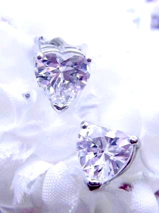 �n�[�g�V�F�C�v�@�s�A�X