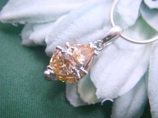 �L���[�r�b�N�W���R�j�A �@�y���_���g