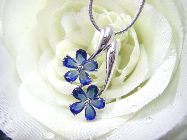 �T�t�@�C���@�L���[�r�b�N�W���R�j�A�@�y���_���g