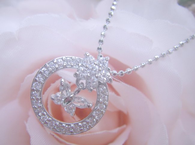 �o�^�t���C���`�[�t�@�L���[�r�b�N�W���R�j�A�@�y���_���g