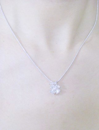 �L���[�r�b�N�W���R�j�A�̃y���_���g