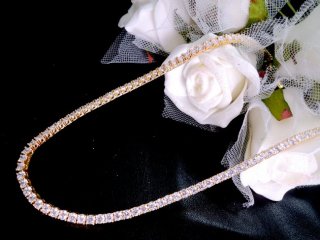 �e�j�X�l�b�N���X�@�L���[�r�b�N�W���R�j�A