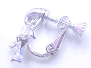 �h�C�c���@�L���[�r�b�N�W���R�j�A�̃N���X�̃C�������O