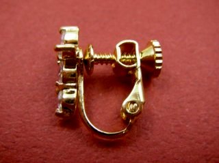 �h�C�c���@�L���[�r�b�N�W���R�j�A�̃N���X�̃C�������O