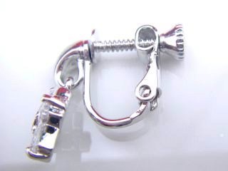 �h�C�c���@�L���[�r�b�N�W���R�j�A�̃N���X�̃C�������O