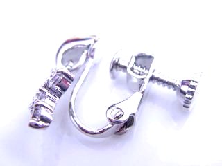 �h�C�c���@�L���[�r�b�N�W���R�j�A�̃N���X�̃C�������O