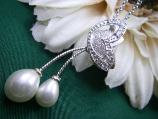 �L���[�r�b�N�W���R�j�A�ƃ}�W�����J�E�p�[���̃y���_���g