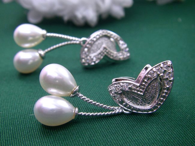 �L���[�r�b�N�W���R�j�A�ƃ}�W�����J�E�p�[���̃s�A�X