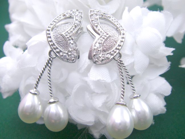 �L���[�r�b�N�W���R�j�A�ƃ}�W�����J�E�p�[���̃s�A�X