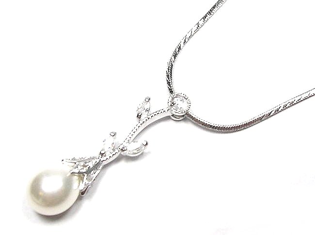 �L���[�r�b�N�W���R�j�A�ƃ}�W�����J�E�p�[���̃y���_���g