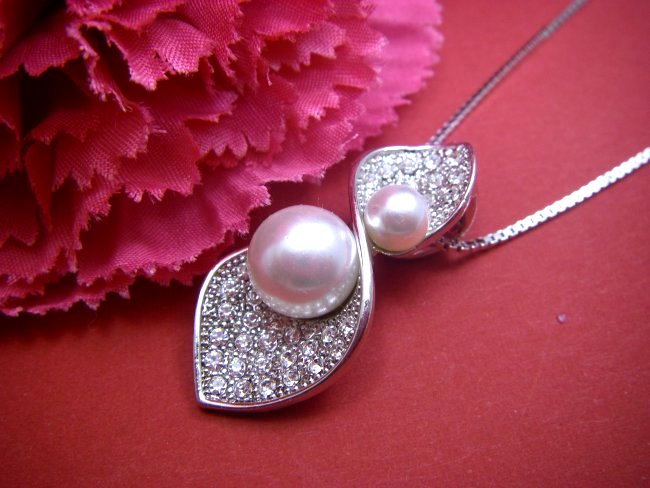 �}�W�����J�@�p�[���@�y���_���g�@�L���[�r�b�N�W���R�j�A