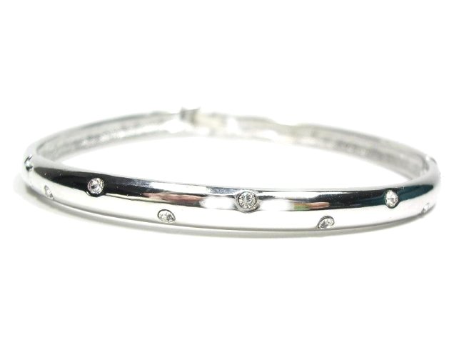 �h�b�g�@�o���O���@�L���[�r�b�N�W���R�j�A