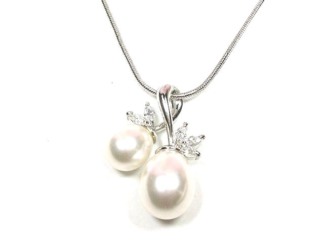 �}�W�����J�E�p�[���ƃL���[�r�b�N�W���R�j�A�̃y���_���g