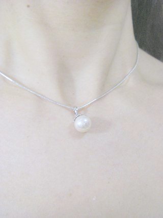 �p�[���̃y���_���g