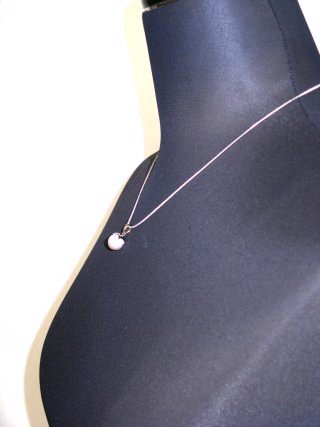 �p�[���̃y���_���g