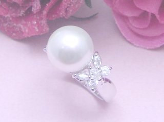 �}�W�����J�E�p�[���ƃL���[�r�b�N�W���R�j�A�̃����O