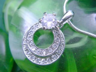 �T�[�N���@�L���[�r�b�N�W���R�j�A�E�A�N�Z�T���[