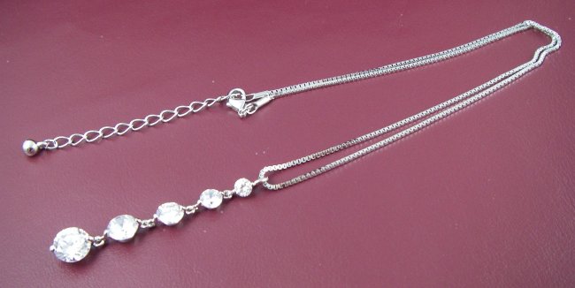 キュービックジルコニア ペンダント