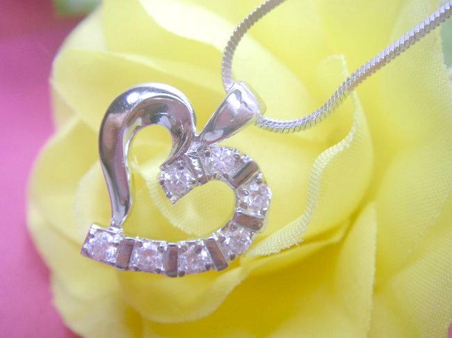 �n�[�g�@�y���_���g