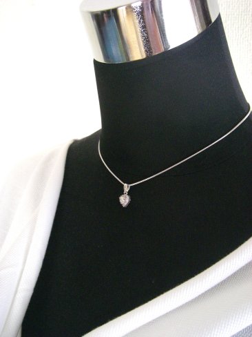 �n�[�g�@�y���_���g�@�L���[�r�b�N�W���R�j�A�E�A�N�Z�T���[