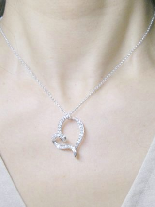 �n�[�g�̃y���_���g�@�L���[�r�b�N�W���R�j�A�E�A�N�Z�T���[