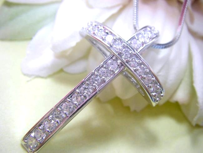 �L���[�r�b�N�W���R�j�A�E�A�N�Z�T���[�@�N���X�i�\���ˁj�y���_���g