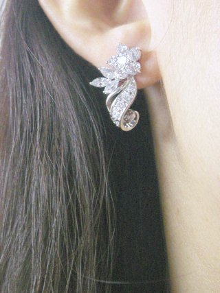 CZ�A�N�Z�T���[�@�L���[�r�b�N�W���R�j�A�̃s�A�X