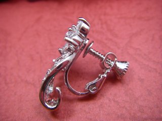 CZ�@�L���[�r�b�N�W���R�j�A�@�C�������O