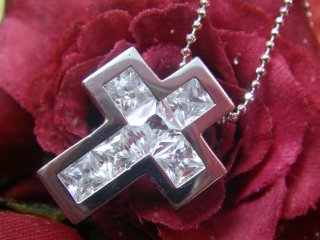 �L���[�r�b�N�W���R�j�A�̃y���_���g