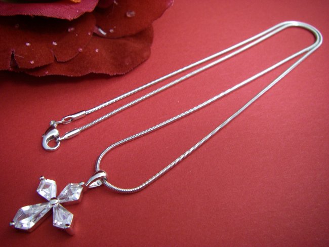 �L���[�r�b�N�W���R�j�A�@�N���X�̃y���_���g