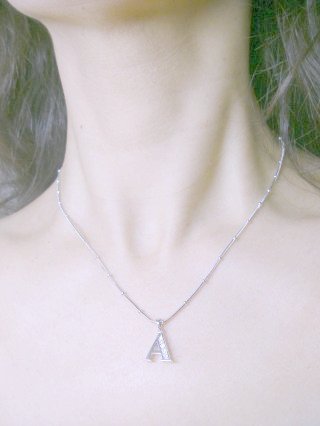 �C�j�V�����@�y���_���g