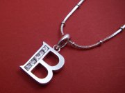 CZ�@�L���[�r�b�N�W���R�j�A�̃y���_���g�@�C�j�V�����@�y���_���g