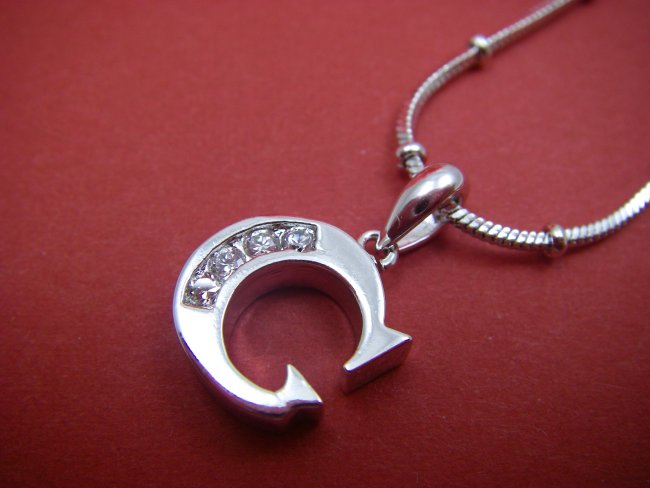 �C�j�V�����@�y���_���g