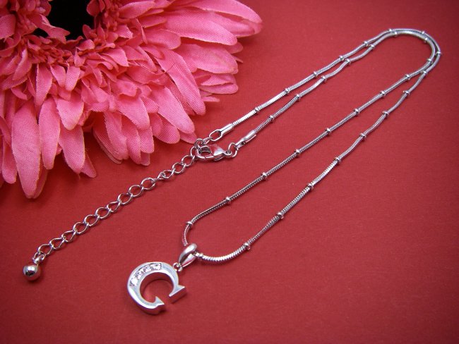 �C�j�V�����@�y���_���g