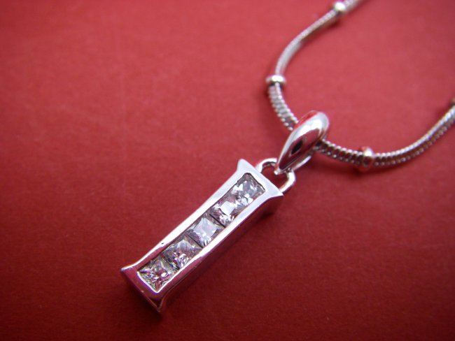 �C�j�V�����@�y���_���g