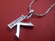 CZ�@�L���[�r�b�N�W���R�j�A�̃y���_���g�@�C�j�V�����@�y���_���g