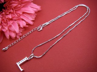 �L���[�r�b�N�W���R�j�A�̃C�j�V���� �y���_���g