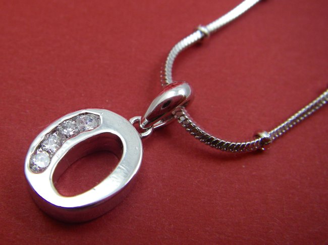 �C�j�V�����@�y���_���g