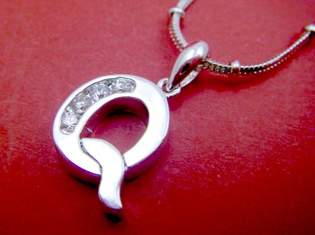 �C�j�V�����@�y���_���g