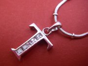 CZ�@�L���[�r�b�N�W���R�j�A�̃y���_���g�@�C�j�V�����@�y���_���g