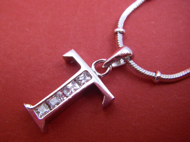 �C�j�V�����@�y���_���g