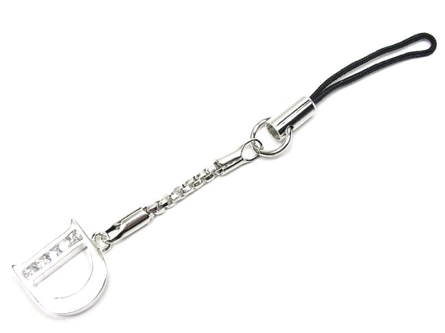 �L���[�r�b�N�W���R�j�A�̌g�уX�g���b�v