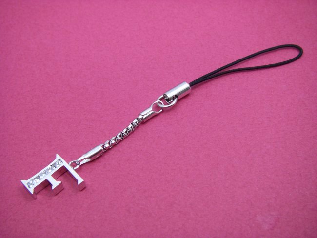 �L���[�r�b�N�W���R�j�A�̌g�уX�g���b�v